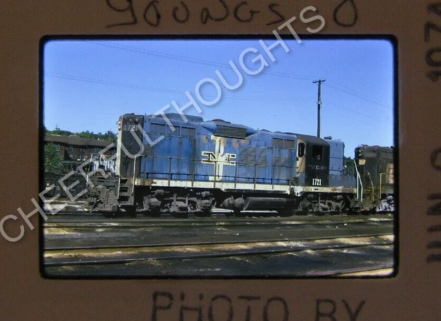 Original '74 Kodachrome Slide BM Boston Maine 1721 GP9 Youngstown, OH      37C57