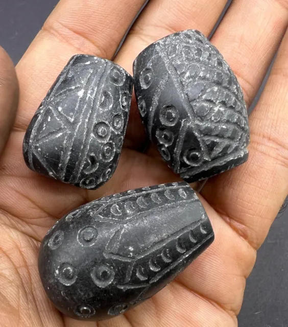 Ancient Chorlite Stone Beautiful Old Lot Of 3 Pics Différent Bactrian Beads