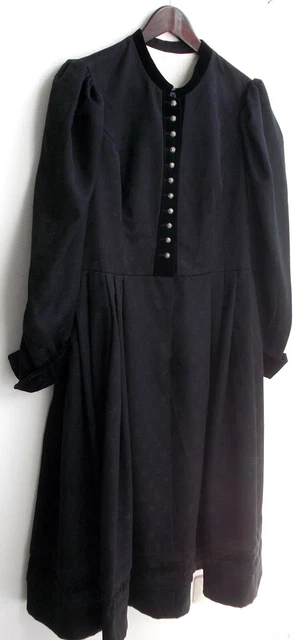 Dirndl tradizionale da donna nero con rivestimento in velluto taglia 46 di un vero dirndl