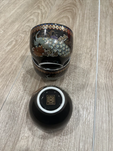 tea sake cups Peacock and Lotus Motif Gold rimmed Japan