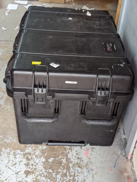 Peli Storm Case iM3075 With Used Foam Inserts Flight Case  - Black