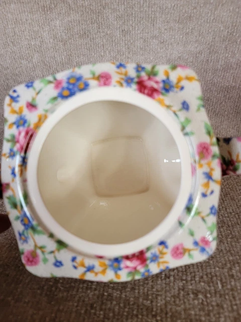 Vtg. Royal Winton Grimwades LTD OLD COTTAGE CHINTZ Teapot Excellent England 8