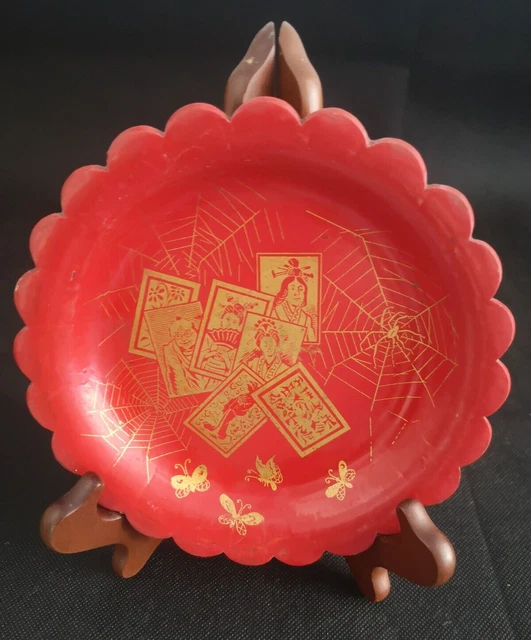 Ancienne Dinette En Faïence Sur Plateau - Décor Asiatique, Signature Rouge