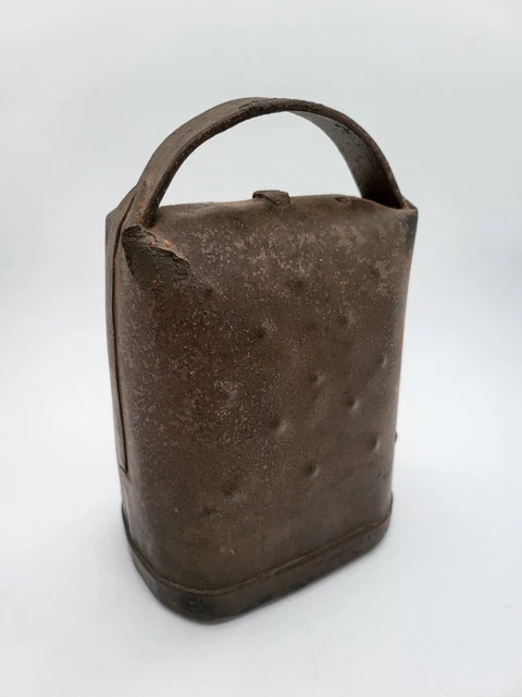 Ancienne Cloche De Troupeau Avec Collier En Bois - Cuivre, Battant En Os | Objet Rustique