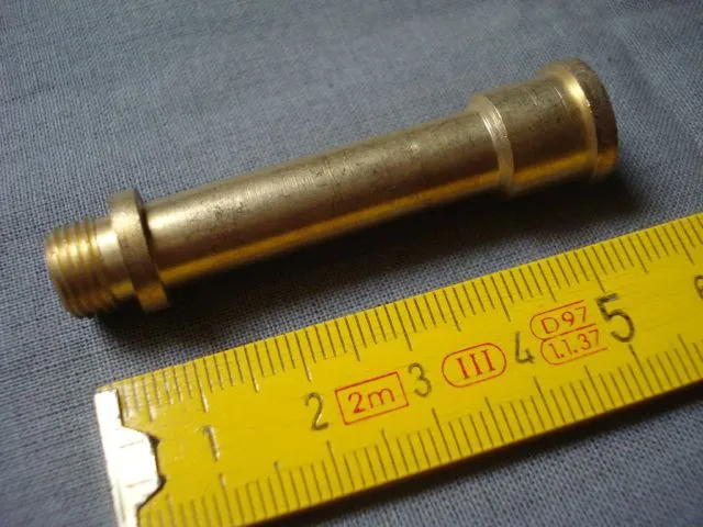 Rallonge 5 cm en laiton (1) filetée pas de 10 mm chandelle luminaires (réf R5)