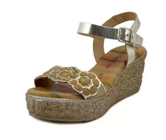 Sandales Femmes Confortable Cuir Beige et Or Compensé Moyenne 7 CM et le Plateau