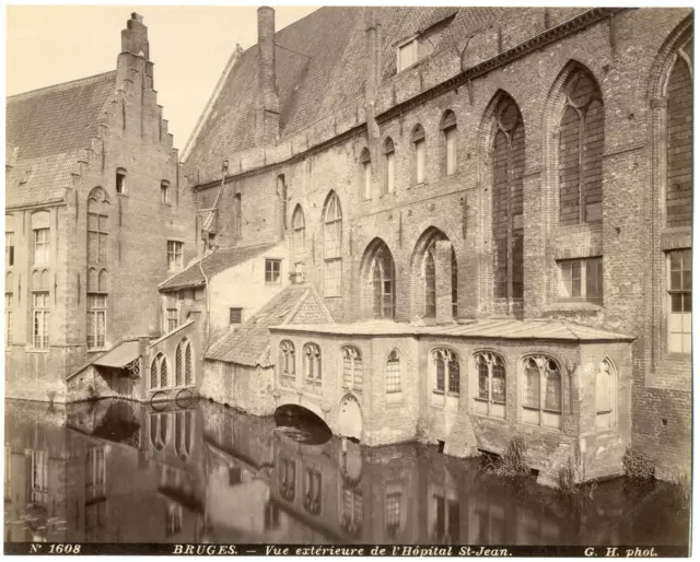 Belgique, Bruges, vue extérieure de l&#039;Hôpital St.Jean, phot G.H vintage pri