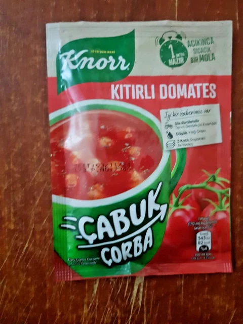 Zuppa pronta di pomodori con crostini di Knorr porzioni tazza confezione da 2