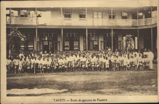 TAHITI Polynésie École Garçons Papeete CPA écrite à Frémont à SAUSSAY ANET 1931