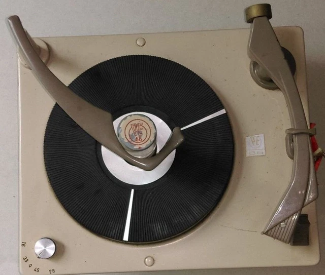 PLATINE VINYL Tourne Disque Perpetuum Ebner Pe 2015 S Allume EUR 40,00