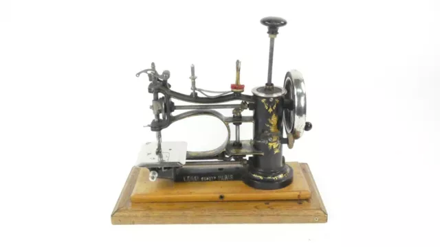 Rara Máquina de coser AVRIAL LEGAT AÑO 1890  Sewing Machine A Coudre Nahmaschine