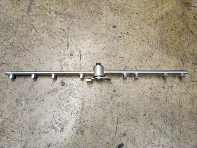 Hobart AM14 Dishwasher Upper Rinse Arm Assembly & Shaft OEM Part 748104 Hobart AM14 Dishwasher Upper Rinse Arm Assembly & Shaft OEM Part 748104