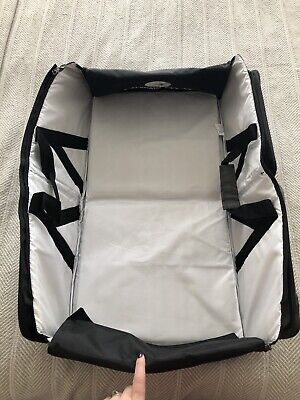 NEW Warming Wings Portable Baby Changing Mat Diaper Bag Foldable Travel Bassinet
