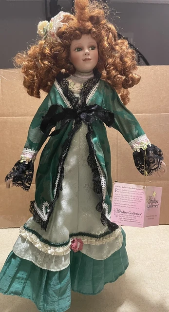 TREASURY COLLECTION PARADISE GALLERIES PORCELAIN DOLL - GREEN DRESS free ship!