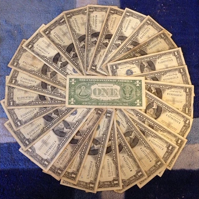 ✯1923-1957 One Dollar Note ✯ $1 Silver Certificate G-AU ✯ Bill Blue US Currency✯ 8