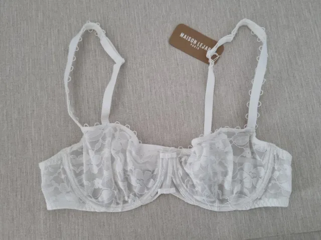 White triangle bra made of lace - MISS LEJABY