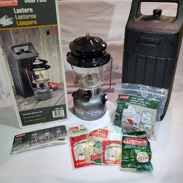 1995 Coleman Model 285-746T Duel Fuel Lantern 2 Mantel W/ Plastic Carry Case Box