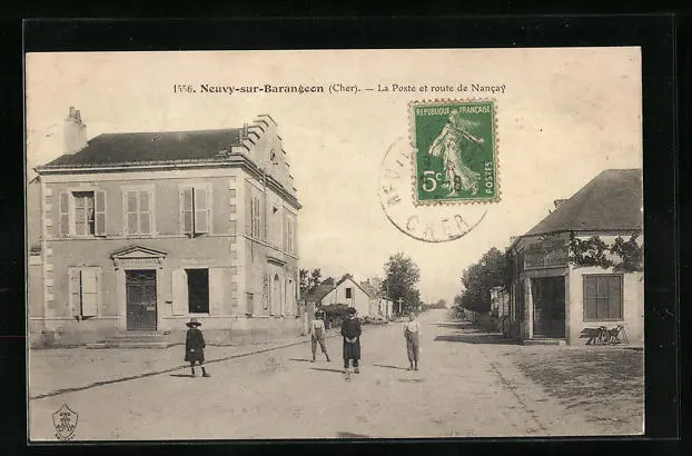 CPA Neuvy-sur-Barangeon, La Poste et route de Nancay 1915