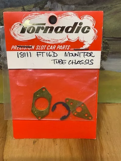 Tornadic 18111 (Qty 1 Pkt)  Ft16D Mount For Tube Chassis - Nos Circa 60'S