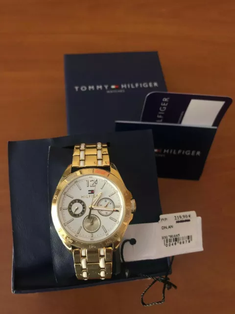 Reloj Tommy Hilfiger. Nuevo sin uso. Dorado con detalles