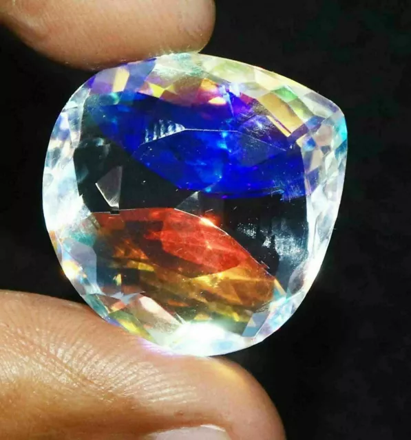 Magique  Quartz  mystique  - 43,75 carats
