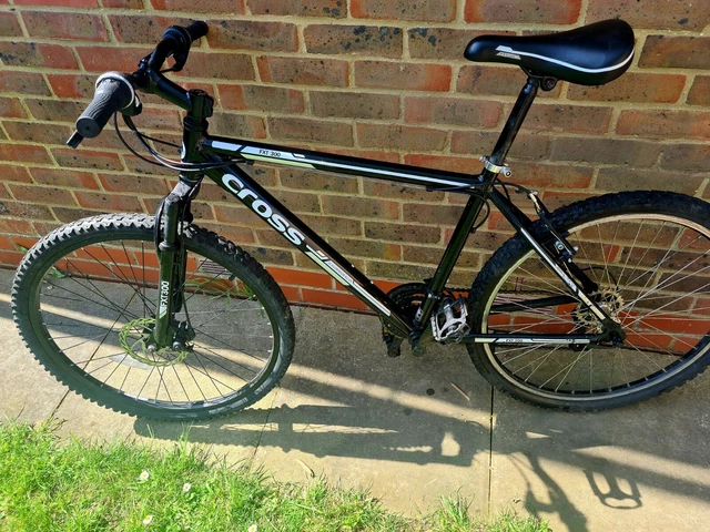 CROSS FXT 300 26 inch Wheel Size Mens Mountain Bike 89.00 PicClick UK