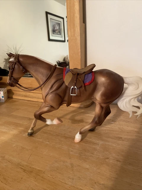 Breyer English Saddle Set Excellent Condition