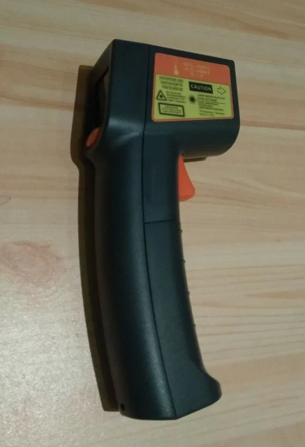 TFA Dostmann 31.1132 – Termometro A Infrarossi Laser, Da -38 A +365°C, Senza Contatto, Spegnimento Automatico