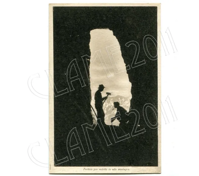 Feritoia per vedetta in alta montagna (WW1, animata, Guerra 1915-1918)