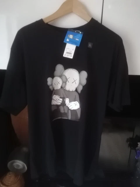 T-shirt UNIQLO KAWS UT Tokyo First Japan Taille 3XLT + Sac Fourre-tout Sesame Street