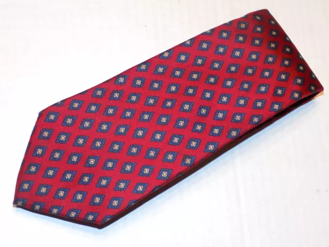 Vintage NEIMAN-MARCUS [ GEOMETRIC/RED ] men's tie 100% Silk Made in USA