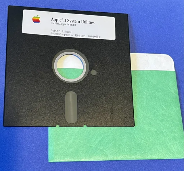 Apple II  System Utilities Software 5.25 Floppy Disk