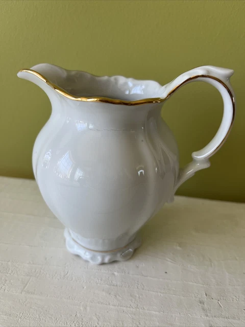 Vtg Bareuther Waldsassen Bavaria Germany White Creamer Scroll Gold-Trim