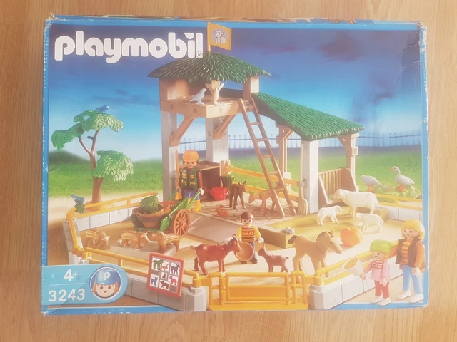 LOT PLAYMOBIL PARC animalier zoo des caresses 2 figurines + cochons d