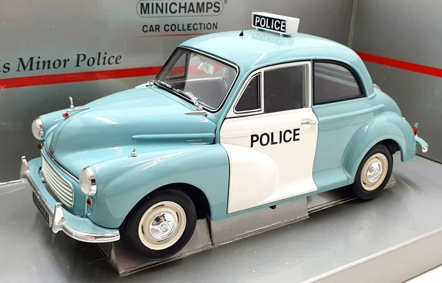 Minichamps 1/18 scale Model Car 150 137030 - Morris Minor Cabrio - Blue