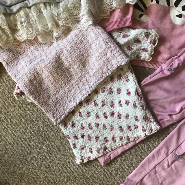 Girls clothing Bundle Next, primark, H&M and Disney age 5-7 years 5