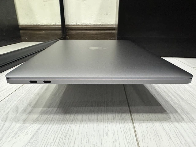 Apple MacBook Pro Retina 13,3" 2019 128 GB SSD 8 GB RAM 1,4 GHz Core i5 grigio siderale 5
