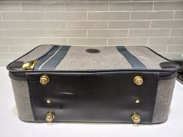 Ricardo Of Beverly Hills Luggage Vintage Style In Very Good Condition 2