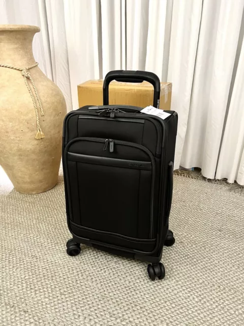 Samsonite Pivot Business Carry-On Luggage with Spinner Wheels
