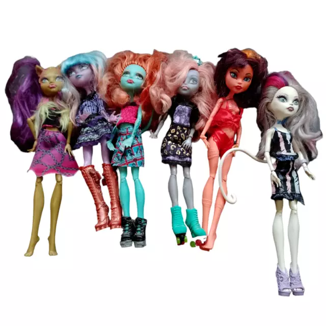 Monster High Dolls Bundle