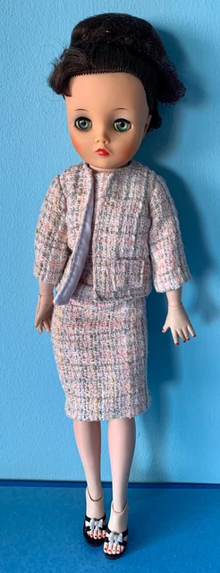 Poupée mannequin des années 50 - Canada