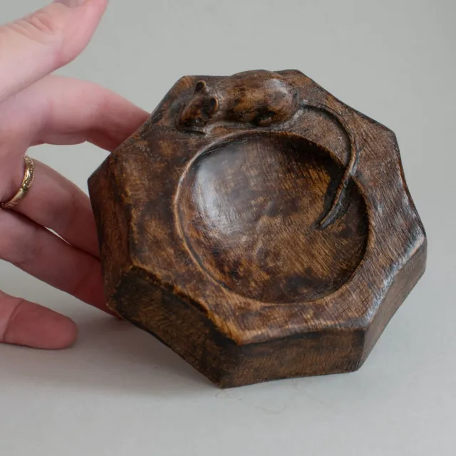 Unusual OCTAGONAL Hand Carved OAK Wood TRINKET PIN TRAY with MOUSE Wooden Dish