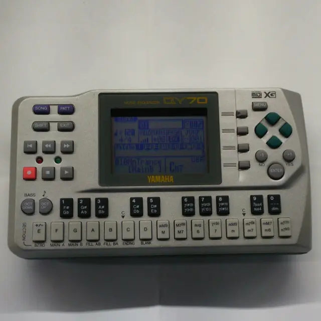 YAMAHA QY70 XG MIDI Music Digital Sequencer Samplers Rhythm machine