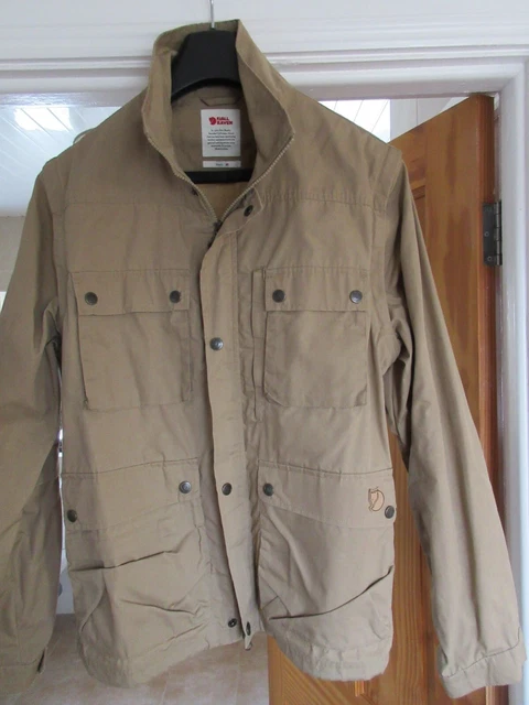 FJALLRAVEN REPORTER LITE JACKET MEDIUM M Beige 22 inches 90.00
