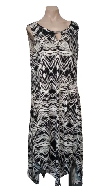 Suzannegrae Dress Womens Size XL Black Sleeveless Round Neck White Print Maxi