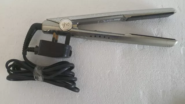 Ghd 5.0 Professional Hair Styler Straightener, 150W, In Fully Working Conditions