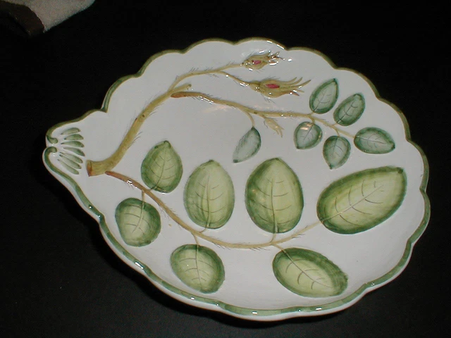 Italian Pottery Ugo Zaccagnini Majolica Rose & Bud Tab Handle Bowl-Italy (loc-1)