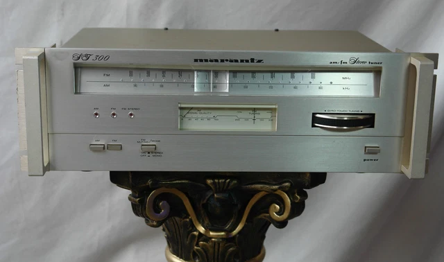 Marantz ST300 Tuner estéreo AM / FM (1980-81) $295.000 Marantz 2120 Afinador estereofónico AM / FM (1978) $395.000 | Audio Vintage Chile