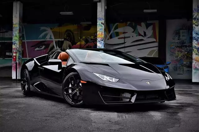 2019 Lamborghini Huracan RWD Convertible 2D
