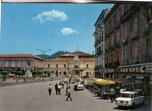 Cartolina  Atripalda   Non  Viaggiata  Piazza Umberto I   Regalo